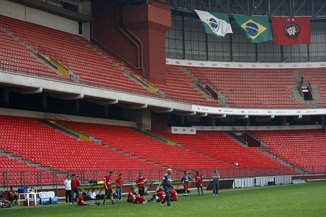 Comissão técnica libera fotógrafos apenas em parte do treino na Arena | Jonathan Campos / Agência de Notícias Gazeta do Povo