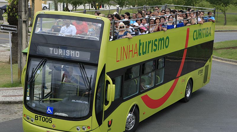 Dez ônibus da Linha Turismo vão circular durante o feriado em Curitiba | Antônio Costa / Agência de Notícias Gazeta do Povo