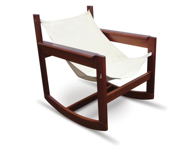 Poltrona Pelicano, de Michel Arnoult. Produzida no fim dos anos 1950, era desmontável e vendida em supermercados |