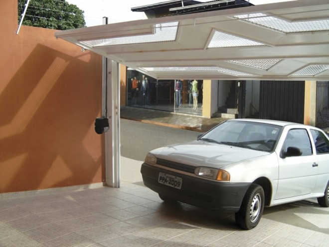 O formato basculante garante otimização de espaço |