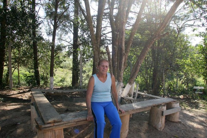 Venina Rocco tem loja em frente ao antigo aterro: terreno instável | 