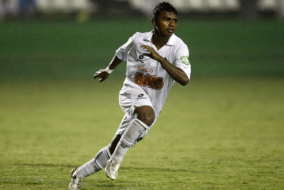 Renatinho, prata da casa do Coritiba, vai disputar o restante da Série A pelo Atlético Goianiense de René Simões | Hedeson Alves / Agência de Notícias Gazeta do Povo