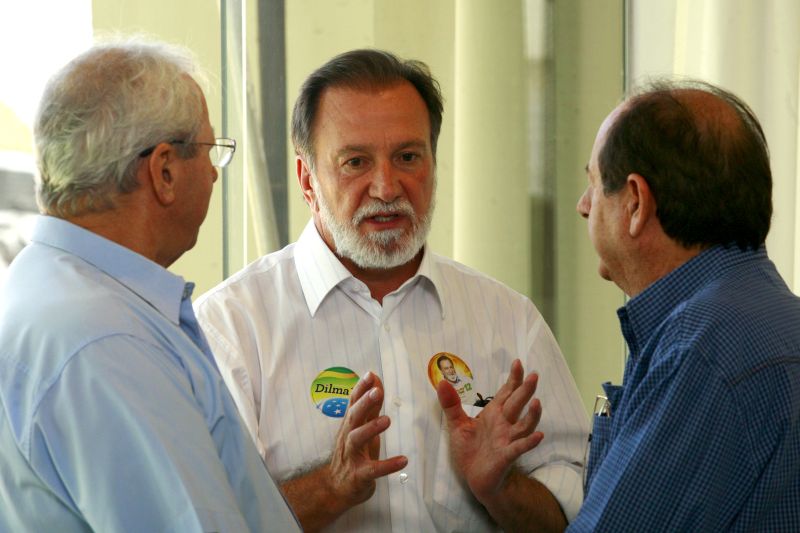 Osmar Dias disse que Beto Richa foi imaturo por anunciar que Flávio Arns será secretário da Educação, apesar de a eleição ainda estar indefinida | Ivan Amorin / Gazeta do Povo
