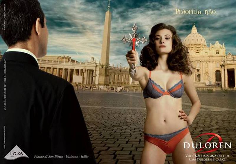 Duloren suspendeu veiculação da peça que fazia alusão a casos de pedofilia na Igreja Católica após receber críticas | Divulgação