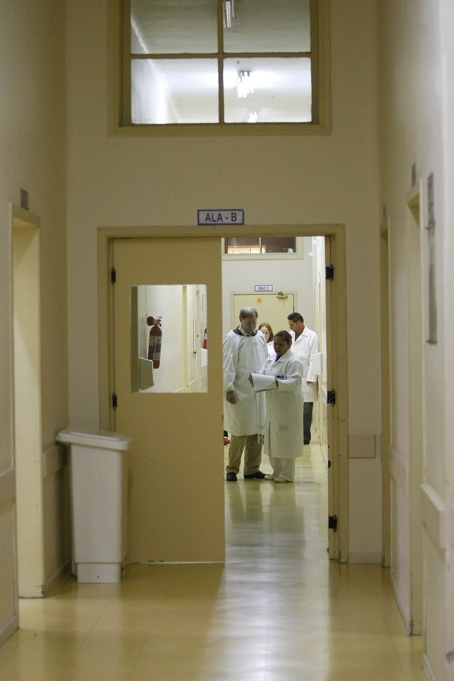 Roberto Hoffmann, à frente, e o corpo de apoio: aprendizado diário | 