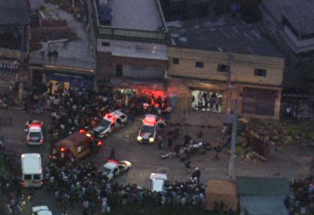 Acidente com caminhão deixou um morto e três feridos nesta terça-feira (26), em São Paulo | Foto: Reprodução/TV Globo