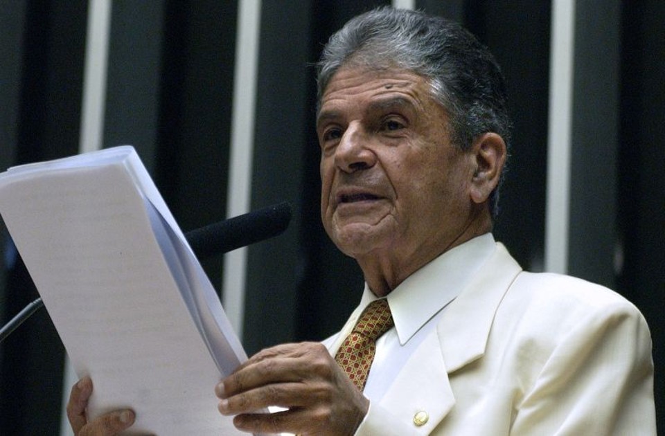 Affonso Camargo se aposenta da política A morte do ex-deputado federal foi confirmada pela assessoria de imprensa do PSDB | Gilberto Nascimento / Agência Câmara