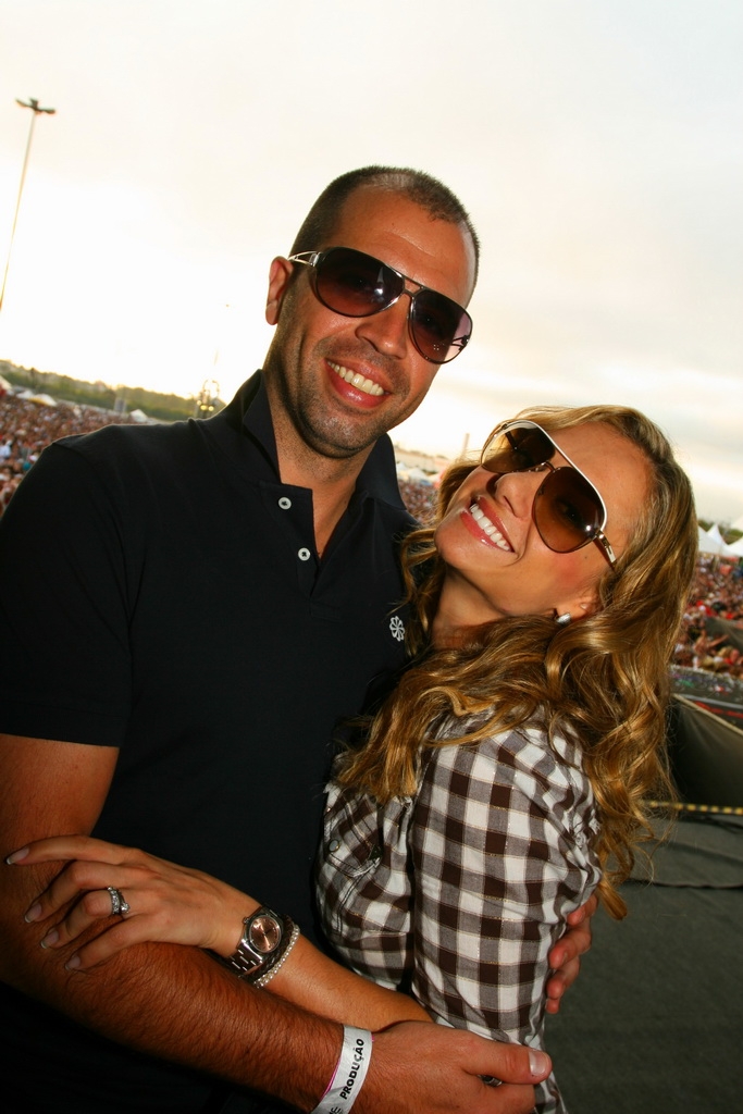 O vice-presidente do grupo GRPCom, Mariano Lemanski, e Bibba Pacheco marcaram presença na festa de aniversário de 22 anos da 98 FM, realizada no último domingo no Expotrade, em Pinhais | Gustavo Garrett