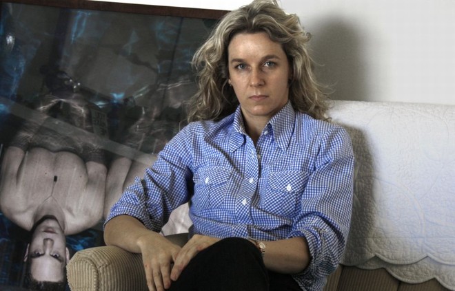 Juliana Stein vive em eterna crise: