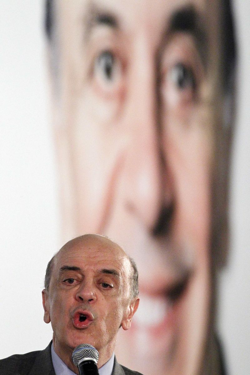 Eu nunca disse que o MST me agrada, porque não me agrada. Eu nunca disse que era a favor do aborto, porque eu sou contra", José Serra, candidato do PSDB à Presidência | Weslei Marcelino / Reuters
