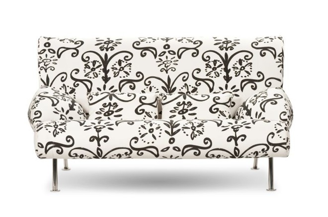 Na Inove, o sofá Dolce Vita, com design de Pascal Mourgue, pode ser revestido com o tecido escolhido pelo cliente. Preço sob consulta | 