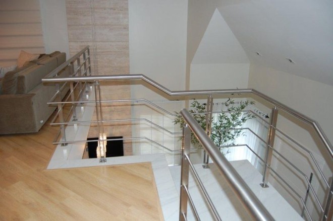 Modernidade no modelo de parapeito de inox escovado, da Tempo de Viver | 