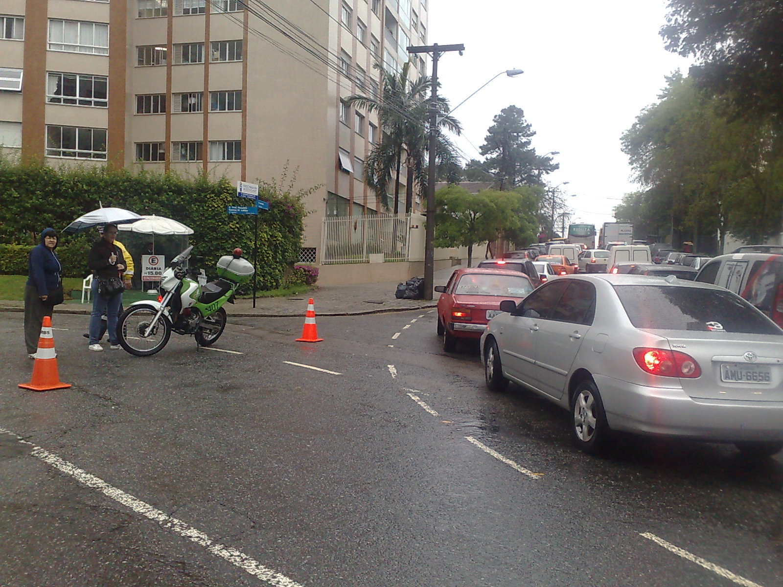 Ruas próximas ao Palácio Iguaçu foram bloqueadas | Felippe Aníbal / Gazeta do Povo