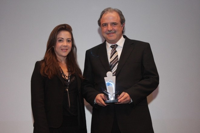O empresário Aníbal Tacla, superintendente do Shopping Palladium, recebeu o Prêmio Abrasce 2010 na categoria 