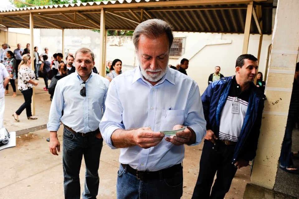 Osmar: agradecimento aos eleitores. | Fábio Dias/Gazeta do Povo