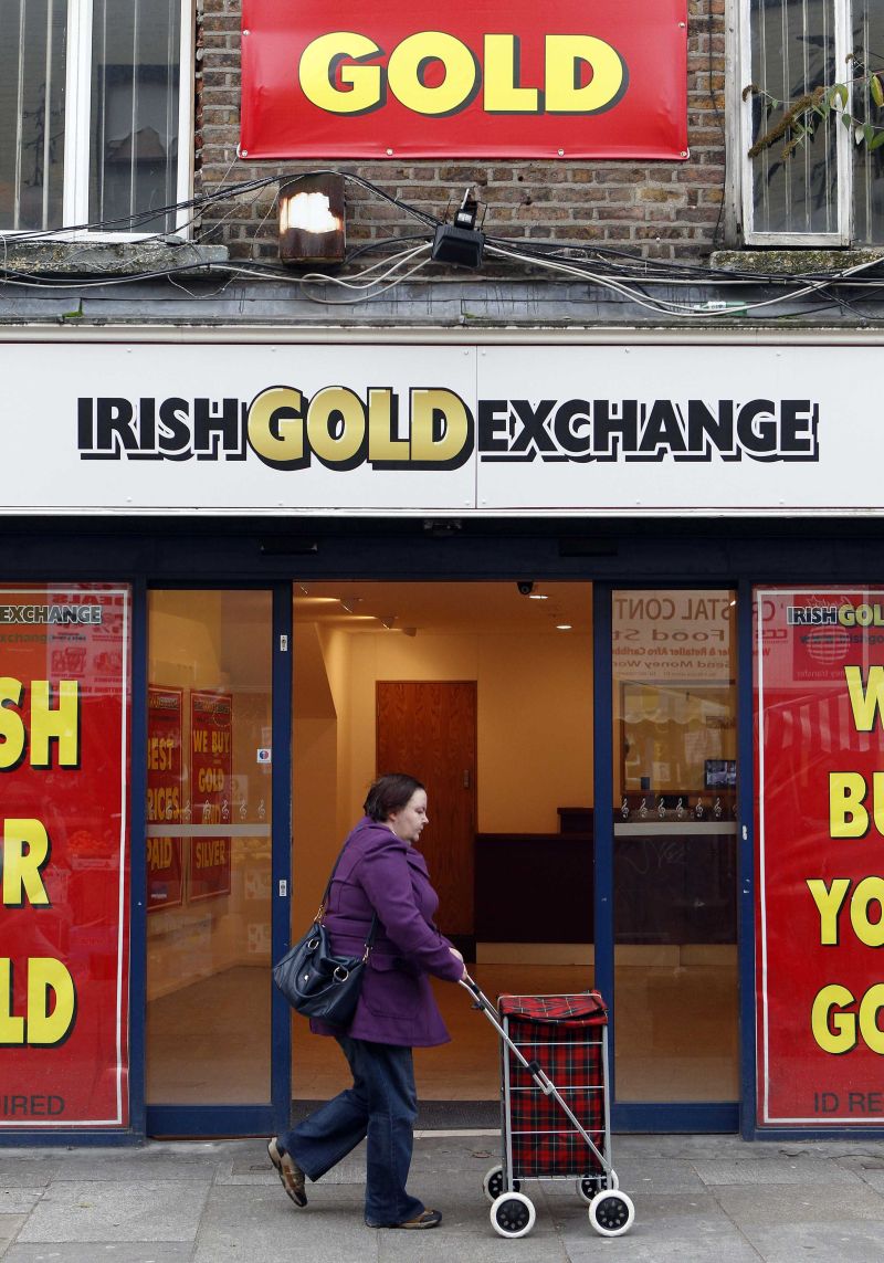 Ouro por euros em Dublin: equilíbrio político também influencia decisões sobre aceitar ajuda externa e cortar gastos | Cathal McNaughton/Reuters