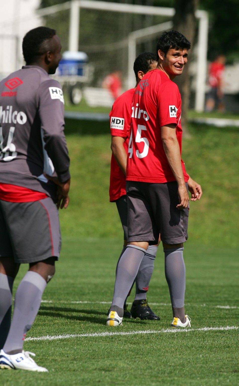 Rafael Santos vira trunfo atleticano para jogo no Nordeste Apesar da pouca história no Atlético, o zagueiro Rafael Santos foi o protagonista da última vitória do clube no Nordeste | Antonio More/ Gazeta do Povo