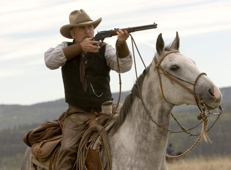 Duvall faz um negociante de cavalos que "adota" um grupo incomum de pessoas | Divulgação