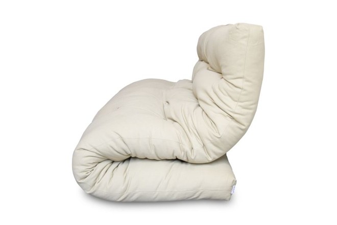 Versatilidade do modelo Evolução, da Futon Company, que pode ser dobrado e enrolado. Preço sob consulta |