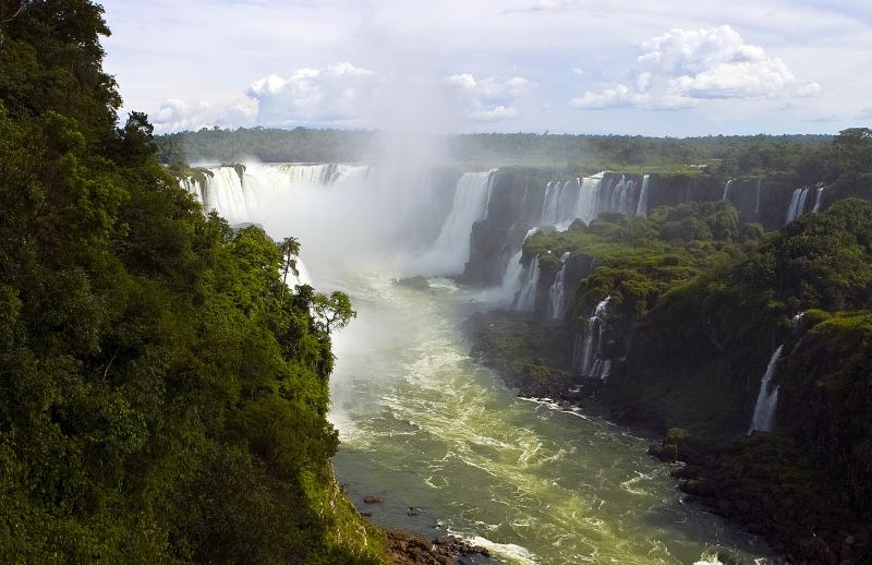 Cataratas do Iguaçu, uma das maravilhas do mundo | Aniela Nascimento / Gazeta do Povo