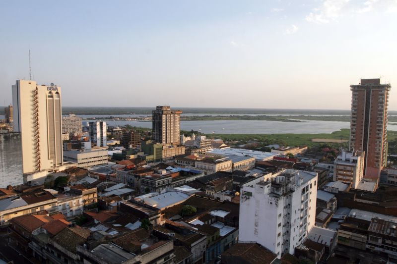 Assunção, capital paraguaia, vem recebendo boa parte dos investimentos brasileiros no país vizinho | Christian Rizzi/ Gazeta do Povo