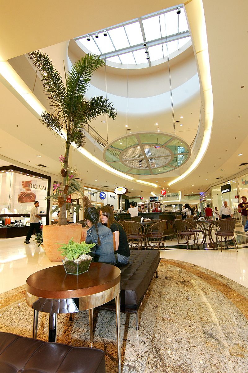 Nova ala do ParkShopping Barigüi: curiosidade das pessoas foi maior pelo tom de mistério antes da inauguração | Antonio More/Gazeta do Povo