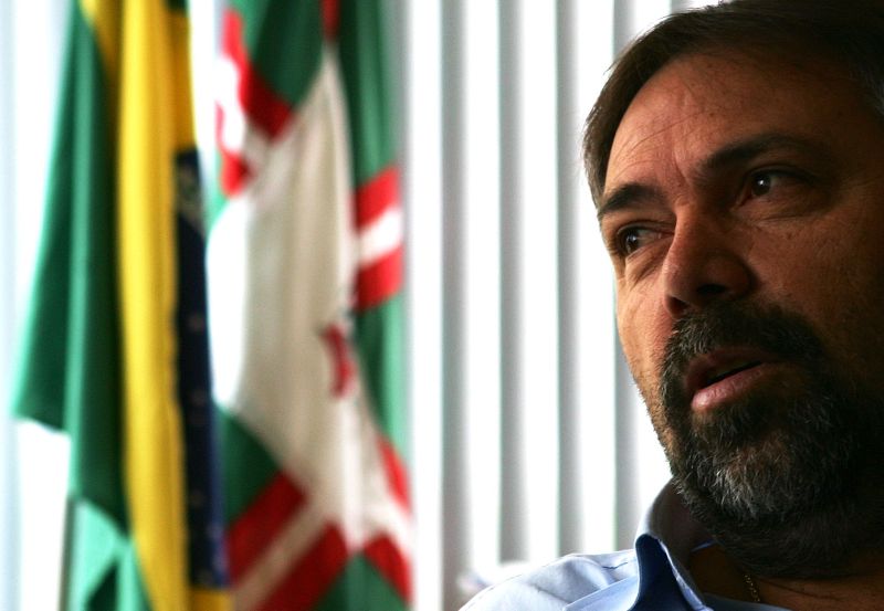 Quando você mostra competência dentro daquilo que se propõe a fazer, o tempo é relativo. O William Bonner e a Fátima Bernardes, há quanto tempo estão de âncora no Jornal Nacional?
João Claudio Derosso, vereador (PSDB) e presidente da Câmara de Curitiba | Rodolfo Bührer/arquivo/ Gazeta do Povo