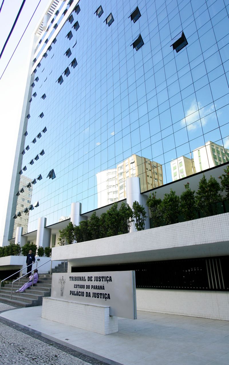 Anexo do Tribunal de Justiça, em Curitiba: obra continua sem ser periciada. | Antônio More/ Gazeta do Povo