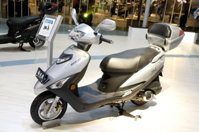 O scooter UA125-T Neptune injetado poderá ser o substituto prometido pela Suzuki do Burgman 125 | Caio Mattos/Agência Infomoto