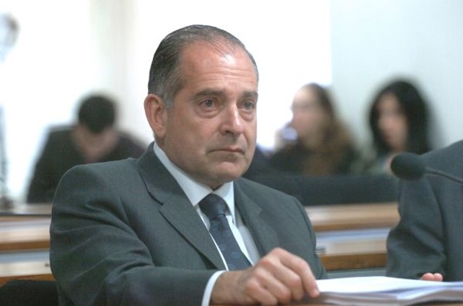 ACM Júnior: fim de mandato sem relatar o projeto. |