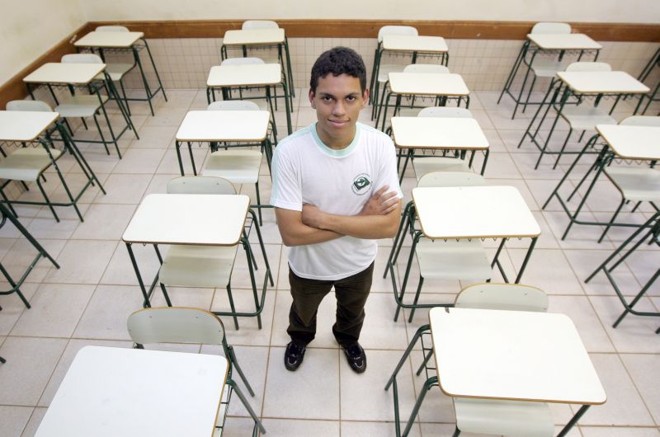 Messias Dídimo Andrade, de 17 anos, fundou o grêmio no colégio para participar de discussões políticas | 