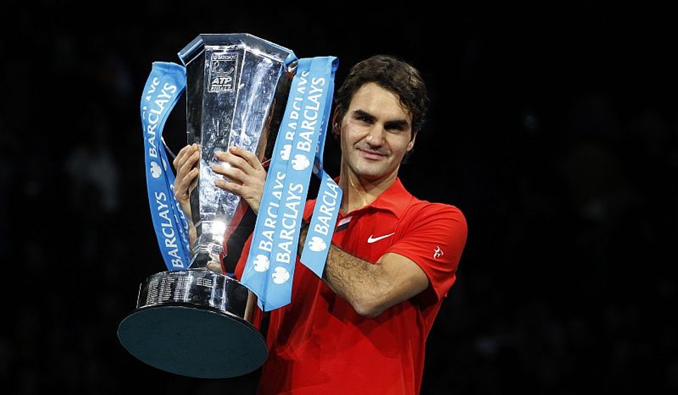 Roger Federer conquista o quinto título do ATP Finals da carreira | Suzanne Plunkett / Reuters