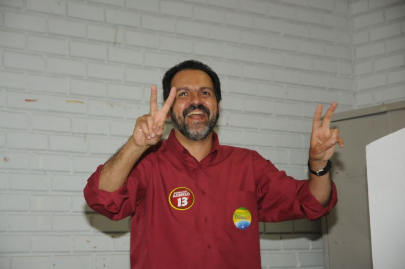 Precisamos fazer um bom governo para que se transforme em credibilidade. Agnelo Queiroz (PT), governador eleito do Distrito Federal |