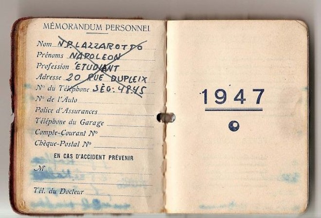 Caderneta utilizada por Poty Lazzarotto na década de 1940, durante a sua estada na França, como bolsista | 