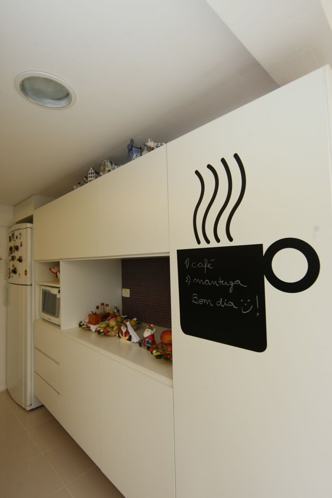 O Adesivo Lousa, da Stixx Adesivos, pode ser personalizado com o desenho e tamanho que o cliente desejar |