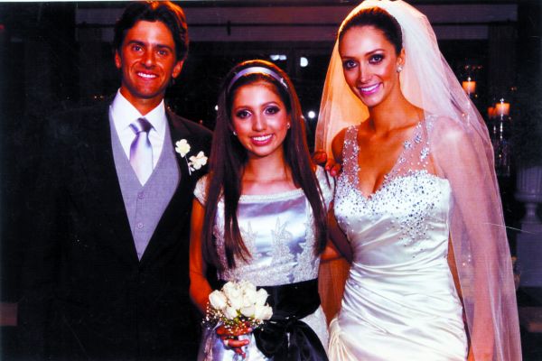 Os noivos, com a bela dama Sabrina Hauer Vargas |