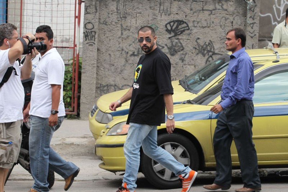 José Júnior, coordenador do AfroReagge, chega para conversar com os criminosos: tentativa de evitar uma chacina | Wilton Junior/AE