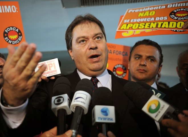 Sindicalistas estiveram ontem no Congresso para negociar o aumento do salário mínimo para 2011 |