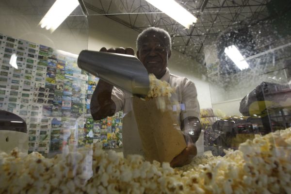 O pipoqueiro Didi foi tema de um perfil publicado em série da Gazeta do Povo. | Marcelo Elias/Gazeta do Povo