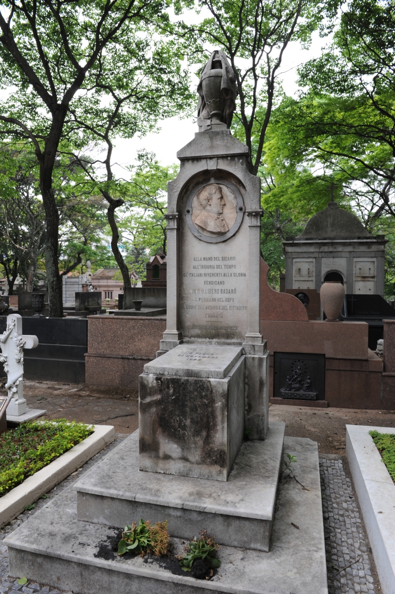 Túmulo de Líbero Badaró no Cemitério da Consolação, em São Paulo: jornalista foi vítima do conservadorismo do Brasil imperial | Odair Faria/Studio3X