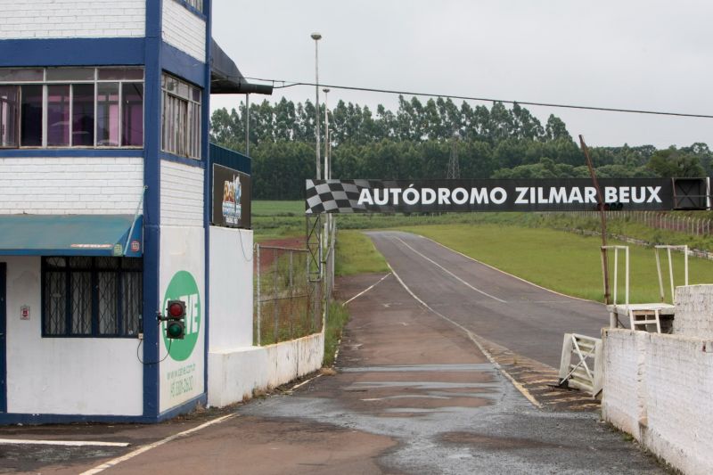 O Autódromo Zilmar Beux, em Cascavel, passou anos subutilizado e agora será revitalizado em uma parceria com a prefeitura | Cesar Machado/ Valepress