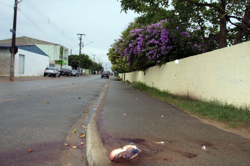 Esquina do crime: rapazes fumavam crack quando foram surpreendidos pelos assassinos | Walter Alves/Gazeta do Povo