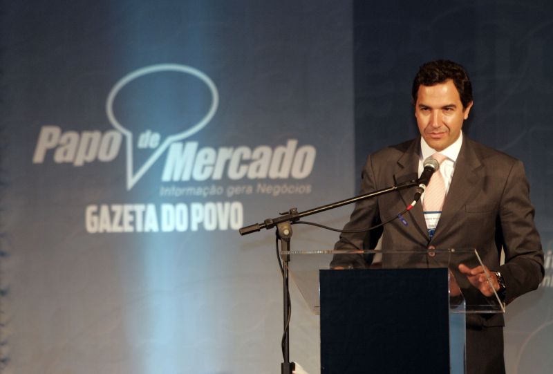 O vice-presidente da J. Malucelli Seguradora, Alexandre Malucelli, durante o evento: empresa vai usar parceria com a Travelers para oferecer seguro de automóveis | Priscila Forone/ Gazeta do Povo