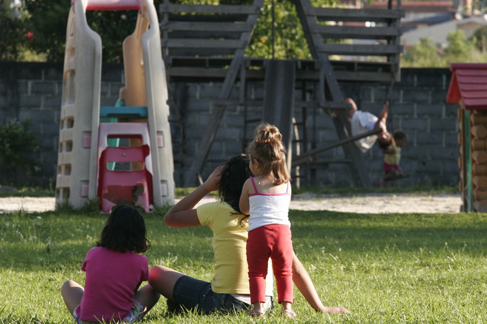 Curitiba tem 991 crianças e adolescentes abrigados; 44 deles têm irmãos em outras instituições | Walter Alves/Gazeta do Povo