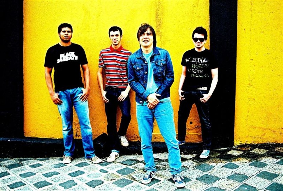 O Magaivers parece ter abandonado as sonoridades mais pesadas do punk | Divulgação