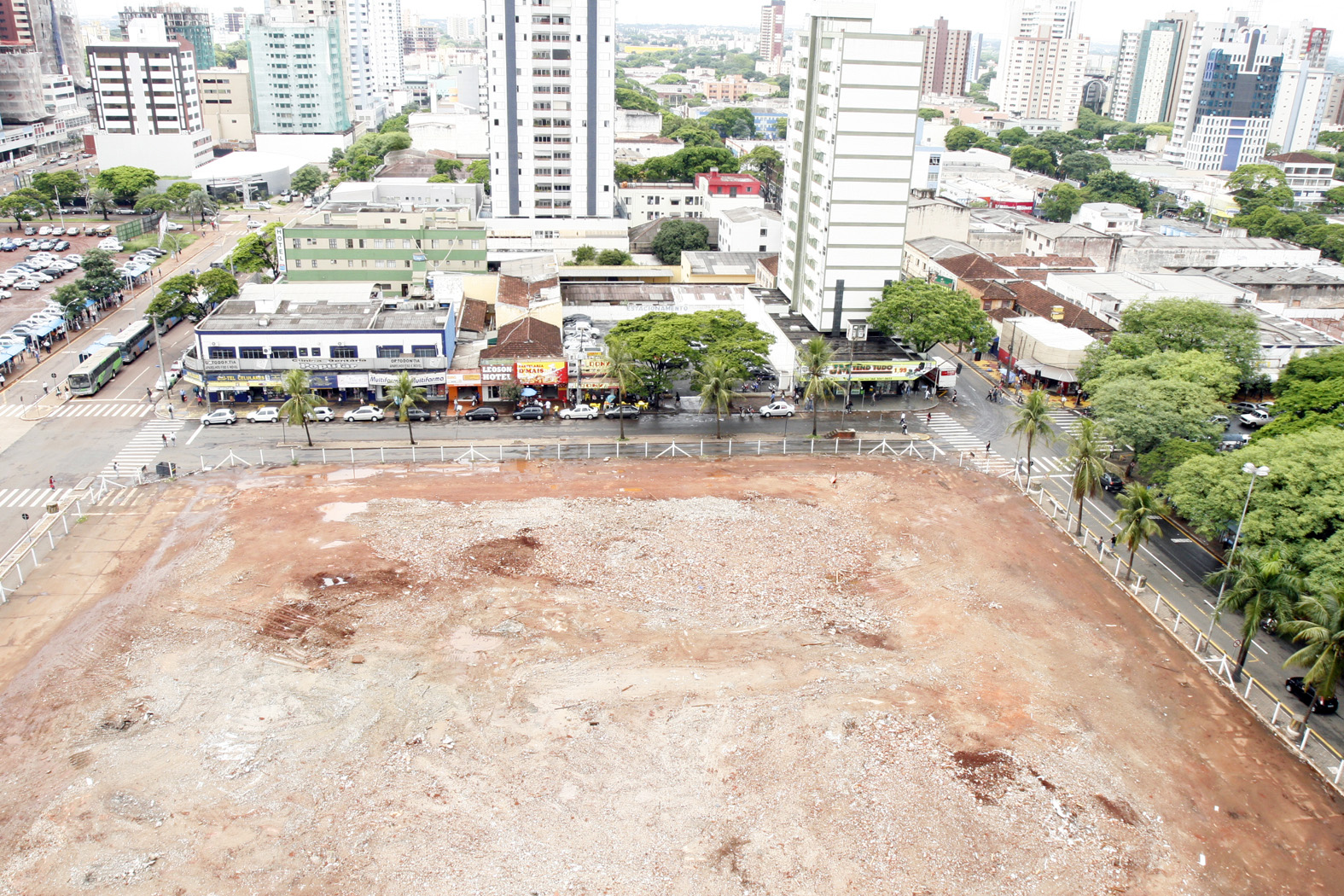 Terreno da antiga rodoviária será adequado para provisoriamente servir de estacionamento rotativo | Assessoria da PMM