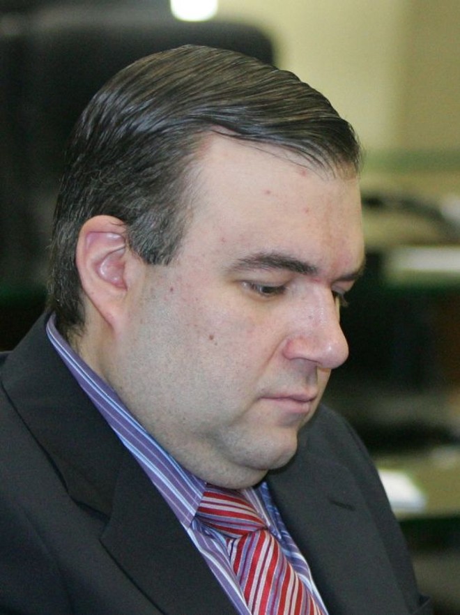 R$ 1,7 milhãofoi o custo da campanha de reeleição do deputado estadual Ney Leprevost (PP, foto acima), a maior despesa dentre todos os candidatos para a Assembleia do Paraná |