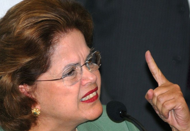 Em 2007 foi interpelada no Senado por ter afirmado que mentira na prisão. Em um discurso emocionado, disse que o fez para salvar amigos da tortura |