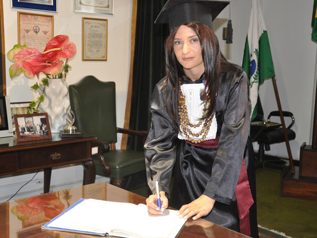 Tenile Mendes, primeira índia formada pela UFPR, fez odontologia | Foto: Izabel Liviski/Divulgação UFPR