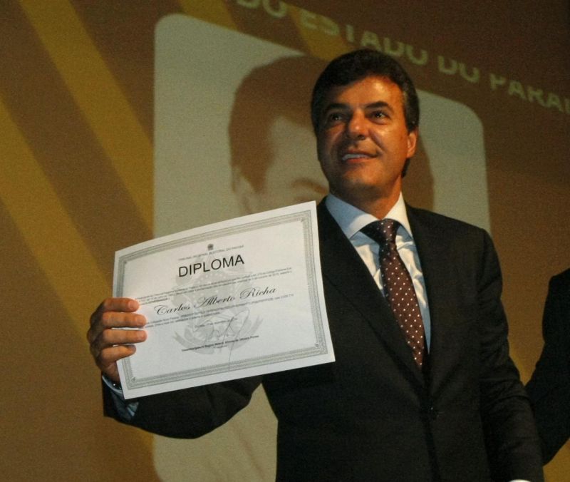 Beto Richa: governador receberá R$ 28,1 mil por mês na nova função | Marcelo Elias/ Gazeta do Povo